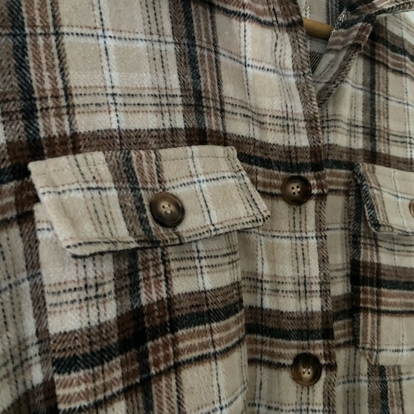 Pinache Plaid Long Shacket - Picture 3 of 4